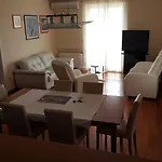 Laus Apartament *