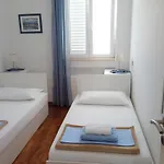 Laus Apartman