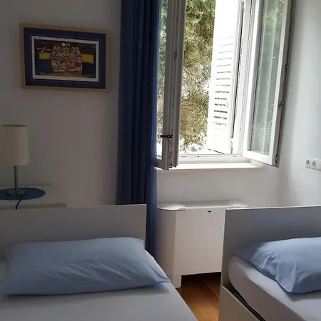 Apartman Laus *