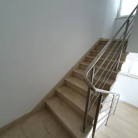 Apartman Laus *