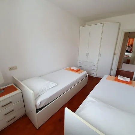 Apartman Laus *