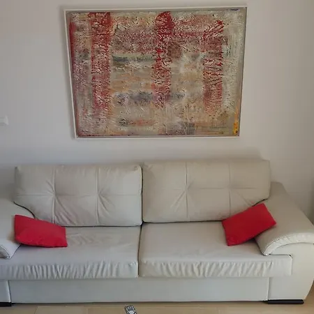 Laus Apartman