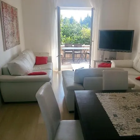 Laus Apartament Dubrownik
